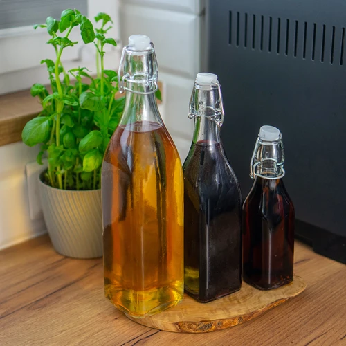 Τετράγωνο μπουκάλι με ερμητικό κλείσιμο 0,5 L - 4